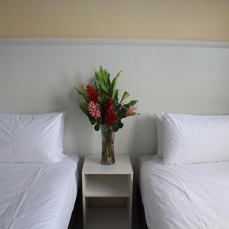 Central Bay Motel Port Vila Ngoại thất bức ảnh